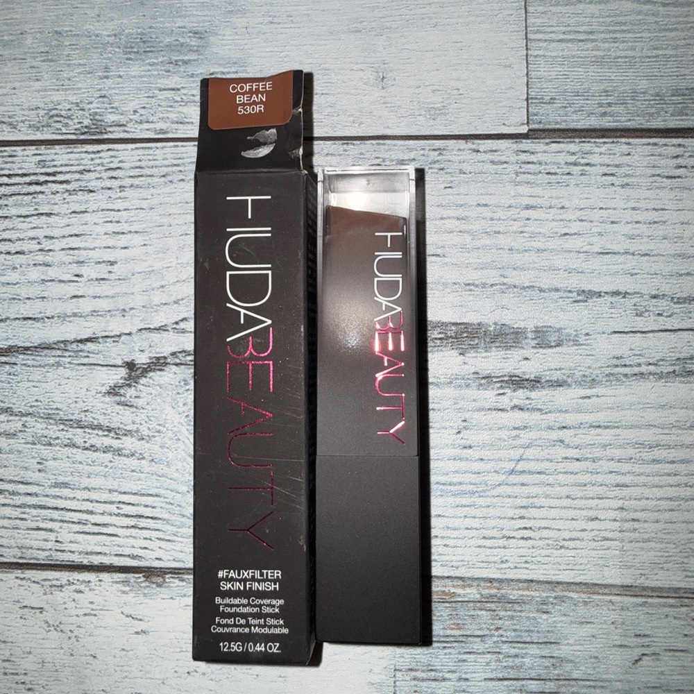 HUDA BEAUTY FauxFilter Foundation Stick - Coffee Bean